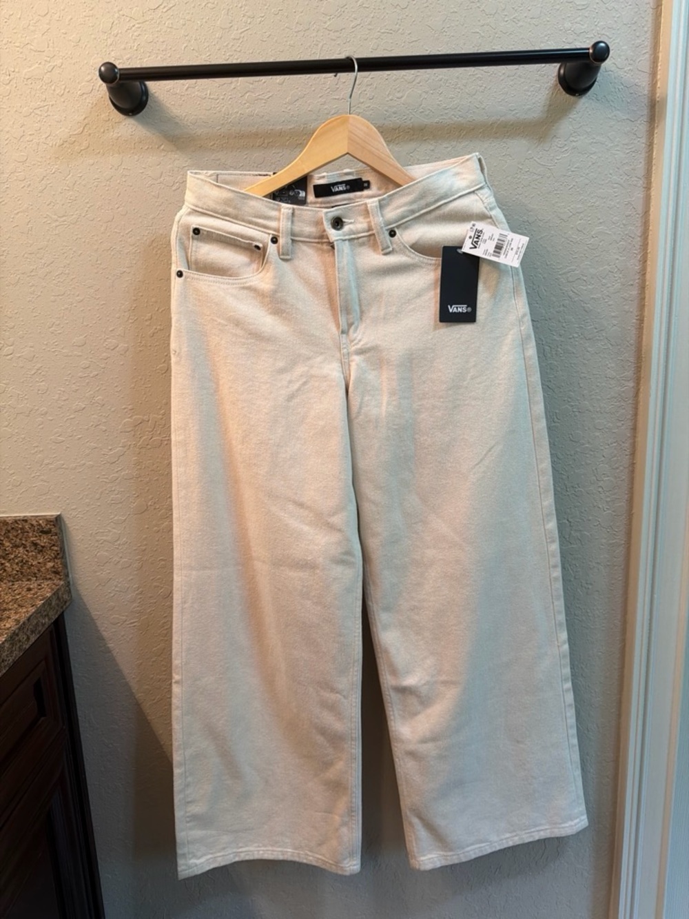Vans Women’s Relaxed Wide-Leg Jeans in Off-White/Cream